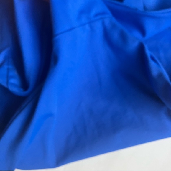 BECCA Color Code V-Wire One-Piece Swimsuit Ultra Marine Blue Medium - Picture 8 of 10